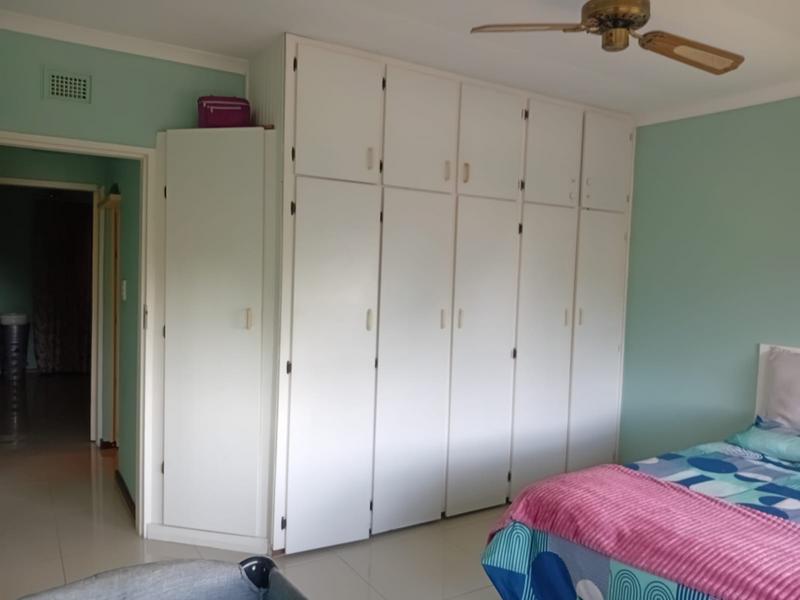 To Let 2 Bedroom Property for Rent in Umtentweni KwaZulu-Natal