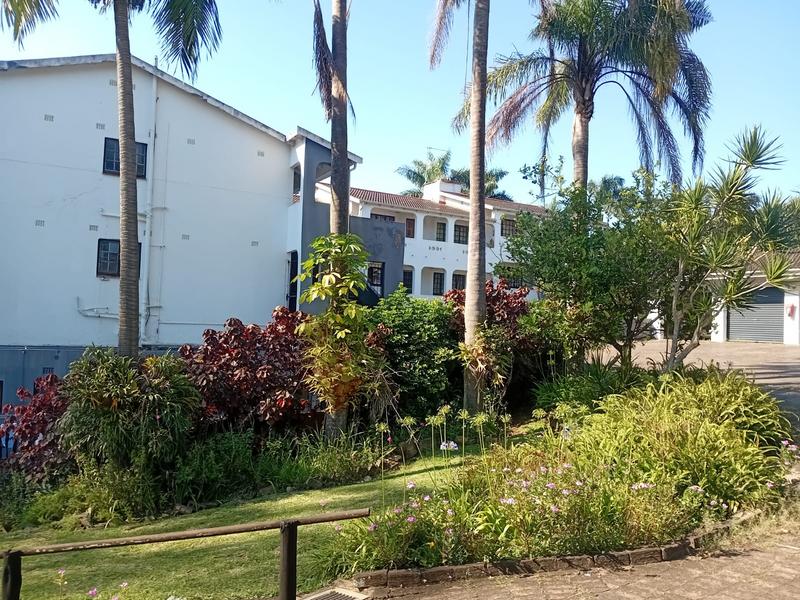 To Let 2 Bedroom Property for Rent in Umtentweni KwaZulu-Natal