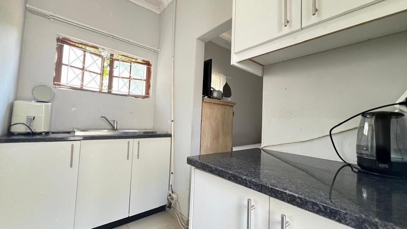 To Let 1 Bedroom Property for Rent in Atholl Heights KwaZulu-Natal