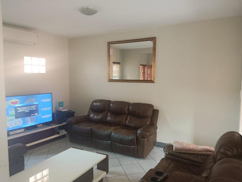 3 Bedroom Property for Sale in Meer En See KwaZulu-Natal