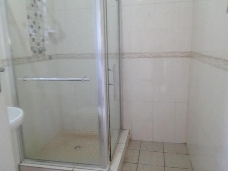 To Let 1 Bedroom Property for Rent in Pinetown KwaZulu-Natal