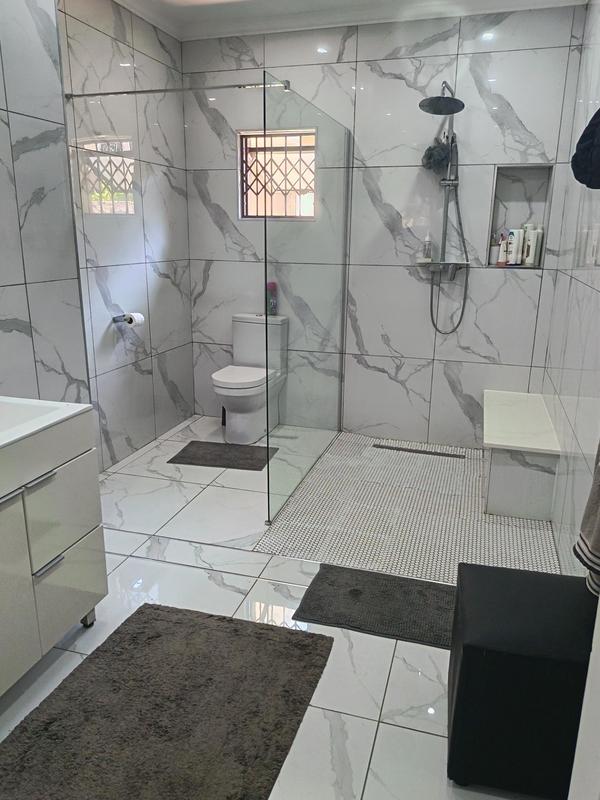 4 Bedroom Property for Sale in Effingham Heights KwaZulu-Natal