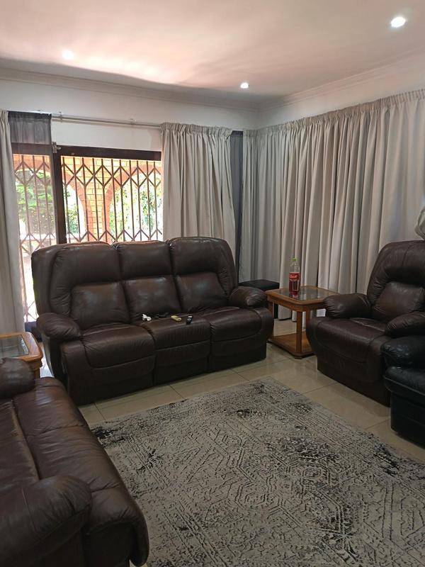 4 Bedroom Property for Sale in Effingham Heights KwaZulu-Natal