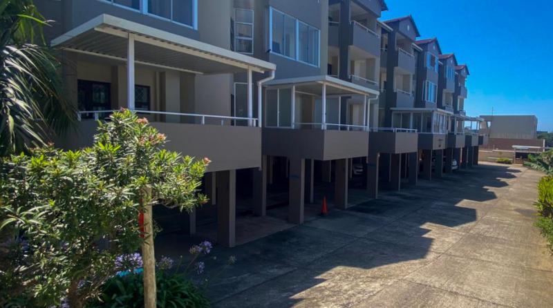 2 Bedroom Property for Sale in Uvongo Beach KwaZulu-Natal