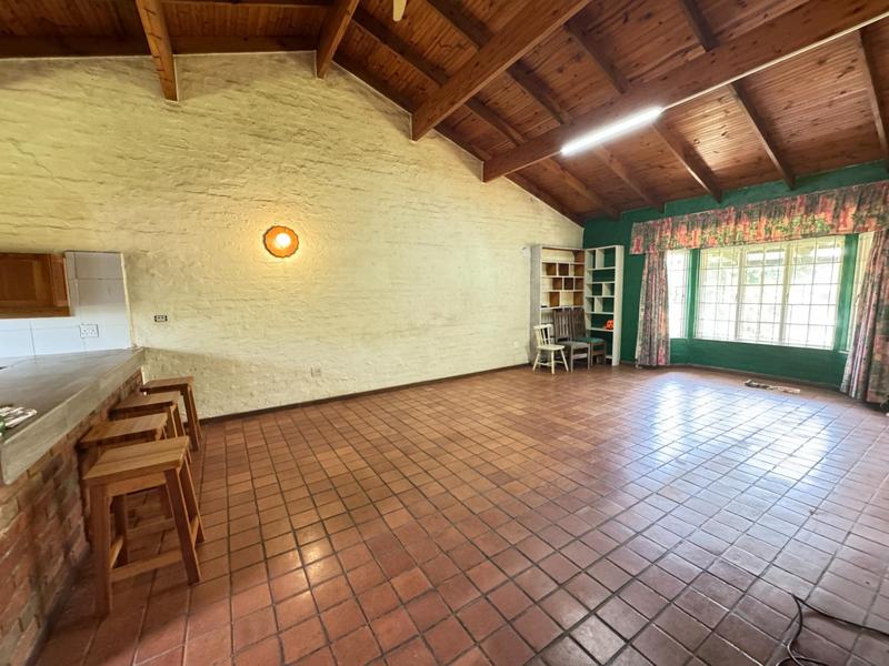 5 Bedroom Property for Sale in Port Edward KwaZulu-Natal