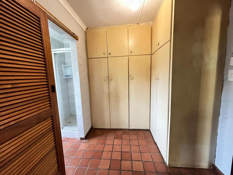 5 Bedroom Property for Sale in Port Edward KwaZulu-Natal