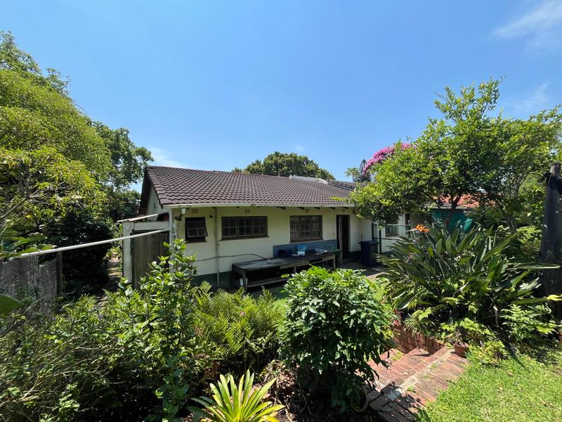 5 Bedroom Property for Sale in Port Edward KwaZulu-Natal