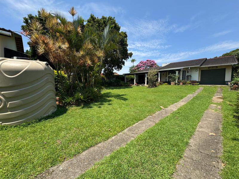 5 Bedroom Property for Sale in Port Edward KwaZulu-Natal