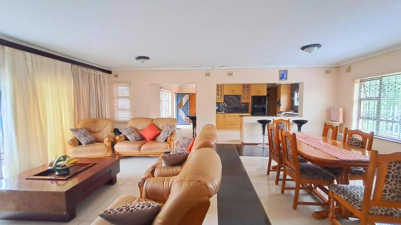 To Let 5 Bedroom Property for Rent in Doonside KwaZulu-Natal