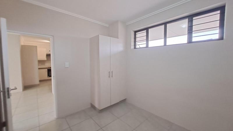To Let 1 Bedroom Property for Rent in Bluff KwaZulu-Natal