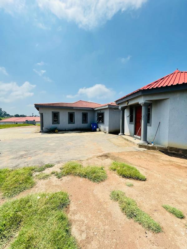 5 Bedroom Property for Sale in Adams Mission KwaZulu-Natal