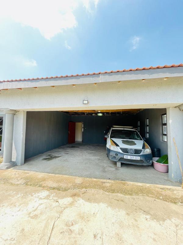 5 Bedroom Property for Sale in Adams Mission KwaZulu-Natal
