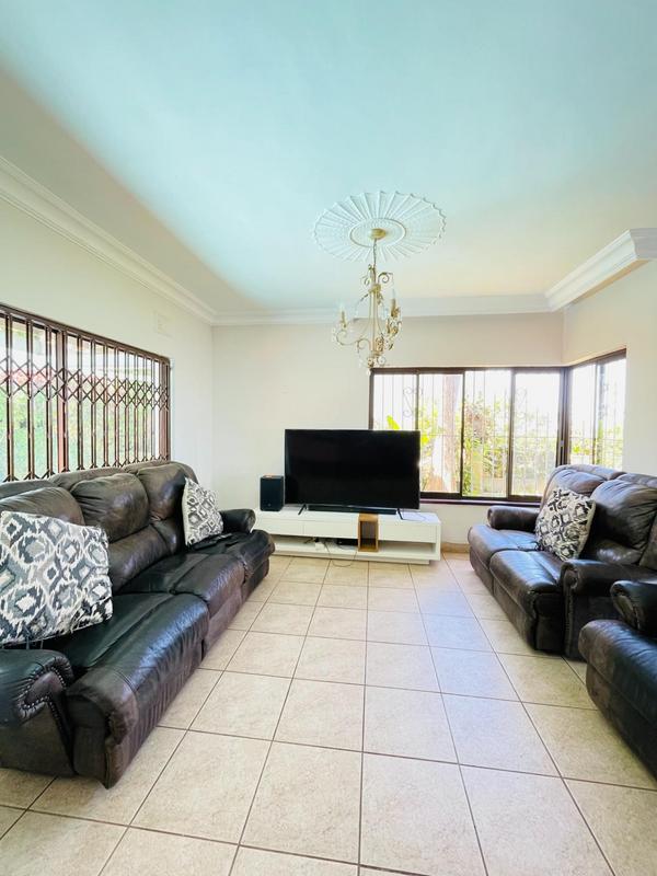 5 Bedroom Property for Sale in Umbilo KwaZulu-Natal