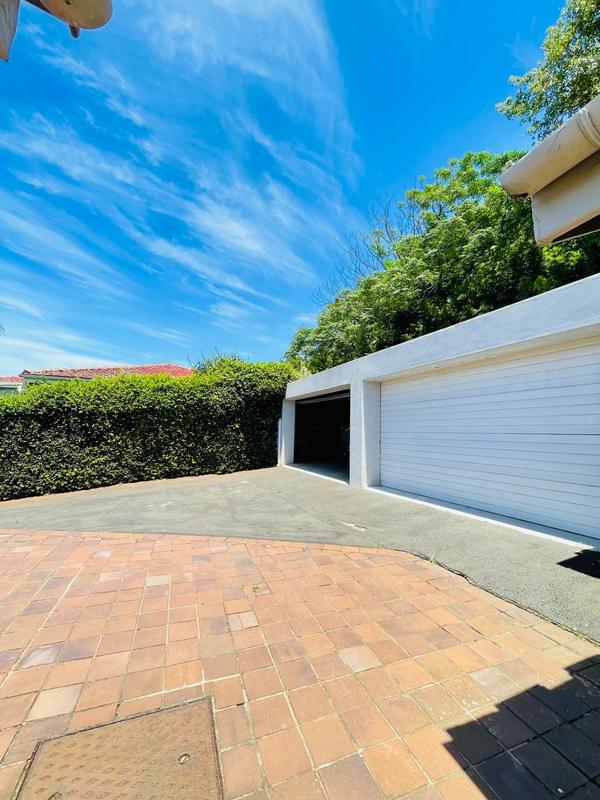 5 Bedroom Property for Sale in Umbilo KwaZulu-Natal