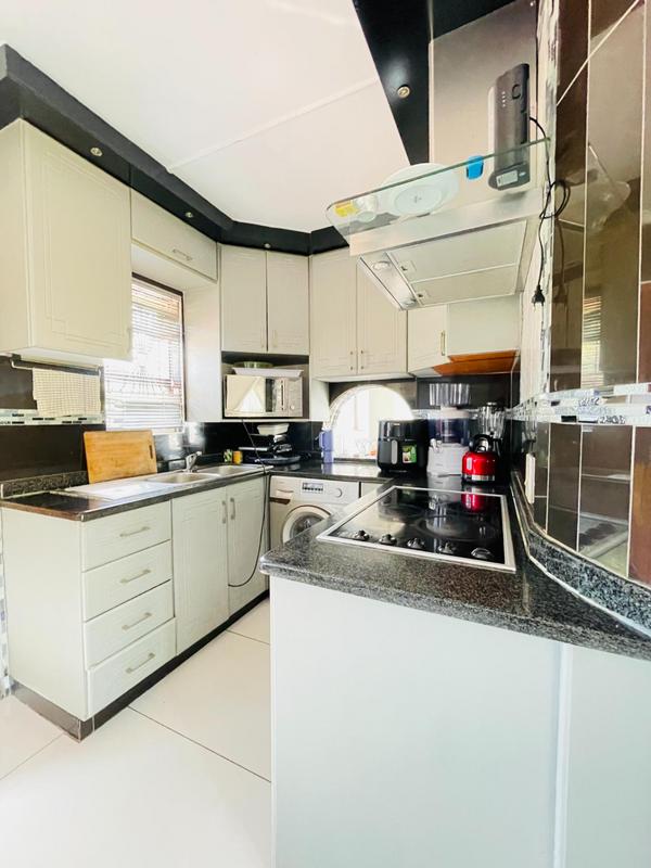 4 Bedroom Property for Sale in Motalabad KwaZulu-Natal