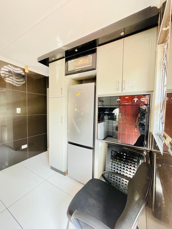 4 Bedroom Property for Sale in Motalabad KwaZulu-Natal