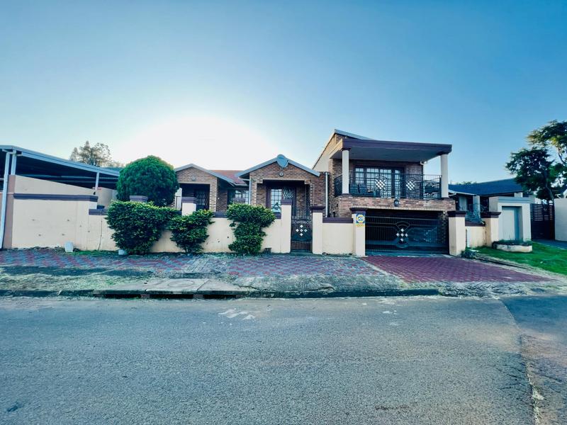 4 Bedroom Property for Sale in Castle Hill KwaZulu-Natal