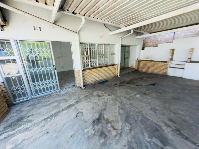 3 Bedroom Property for Sale in Shastri Park KwaZulu-Natal