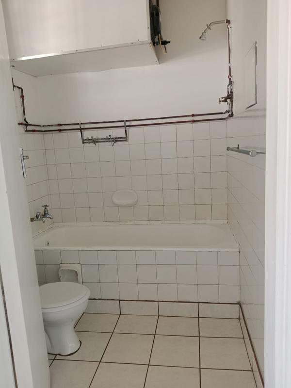 To Let 1 Bedroom Property for Rent in Glenmore KwaZulu-Natal