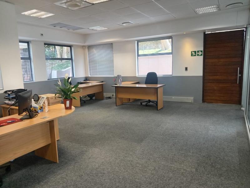 To Let Commercial Property for Rent in Dawncliffe KwaZulu-Natal