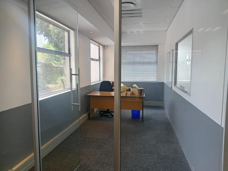 To Let Commercial Property for Rent in Dawncliffe KwaZulu-Natal
