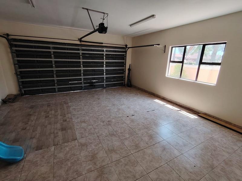 4 Bedroom Property for Sale in Izinga KwaZulu-Natal