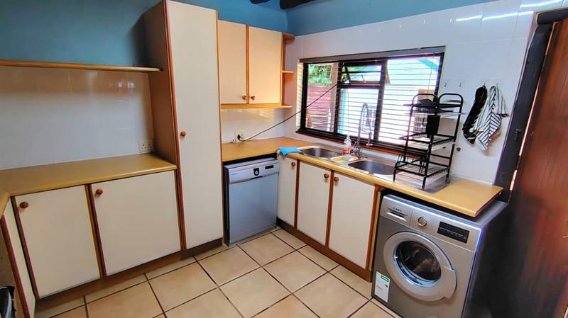 3 Bedroom Property for Sale in Amanzimtoti KwaZulu-Natal