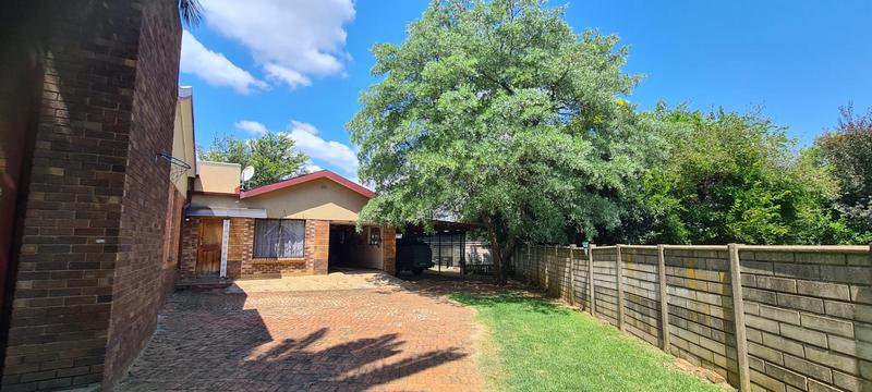 4 Bedroom Property for Sale in Dundee KwaZulu-Natal