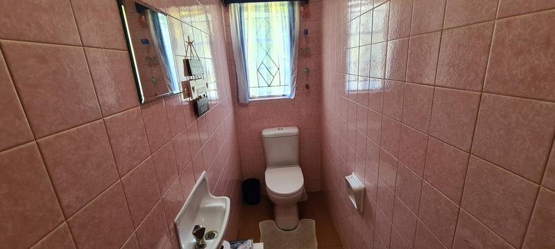 4 Bedroom Property for Sale in Dundee KwaZulu-Natal