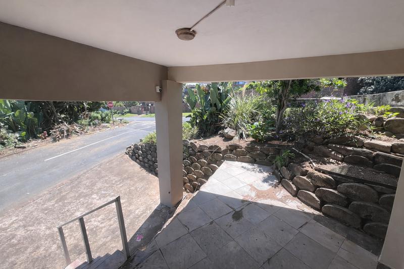 Commercial Property for Sale in Lawrence Rocks KwaZulu-Natal