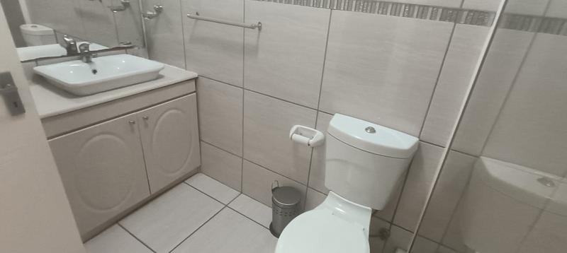 To Let 3 Bedroom Property for Rent in Margate KwaZulu-Natal