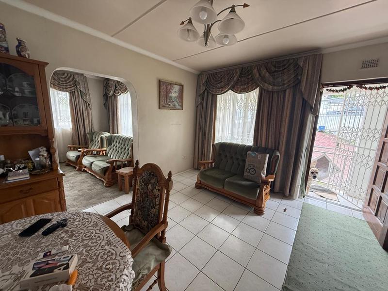 3 Bedroom Property for Sale in Burlington Heights KwaZulu-Natal