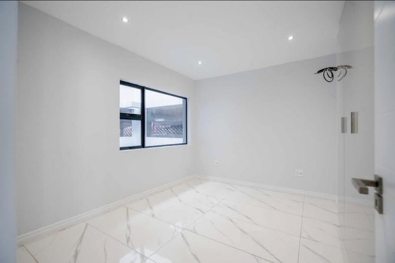 2 Bedroom Property for Sale in Morningside KwaZulu-Natal