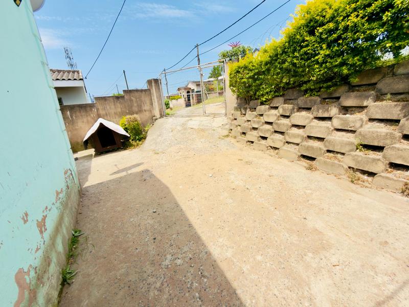 2 Bedroom Property for Sale in Kwandengezi KwaZulu-Natal