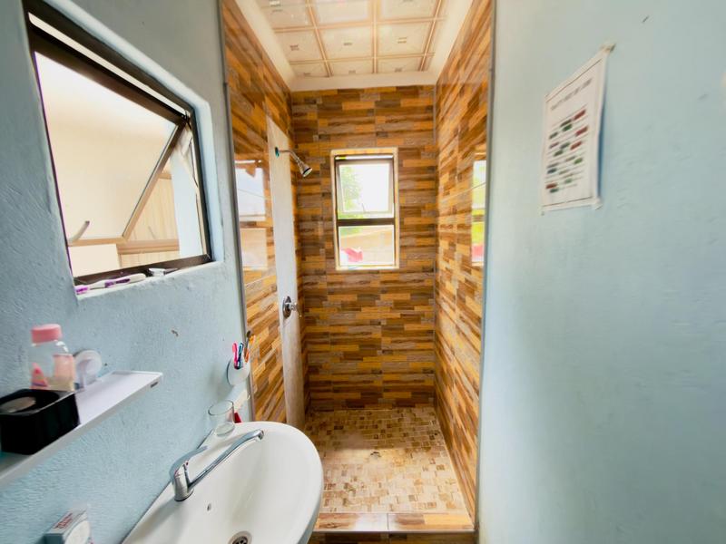 2 Bedroom Property for Sale in Kwandengezi KwaZulu-Natal