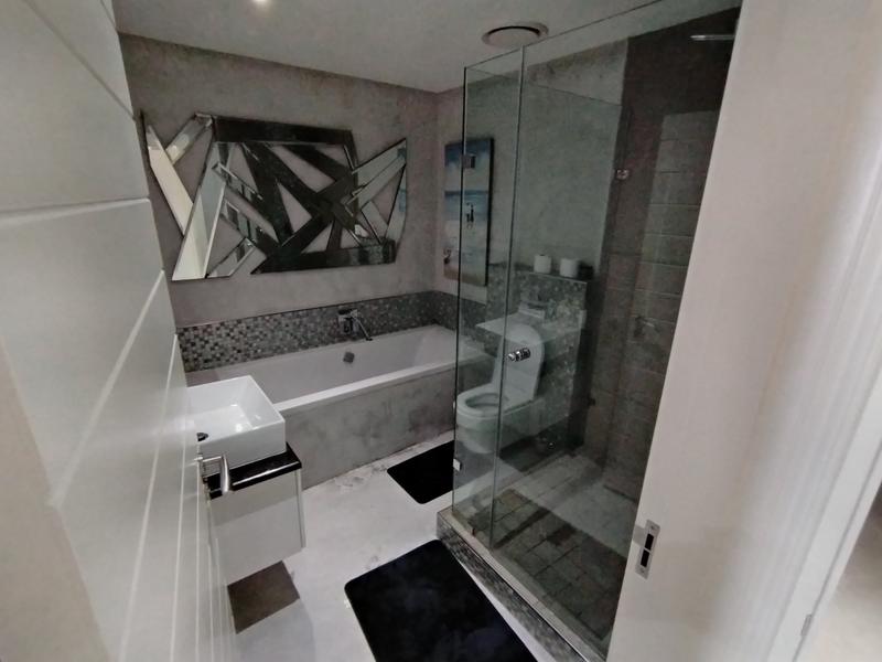 To Let 2 Bedroom Property for Rent in Umhlanga KwaZulu-Natal