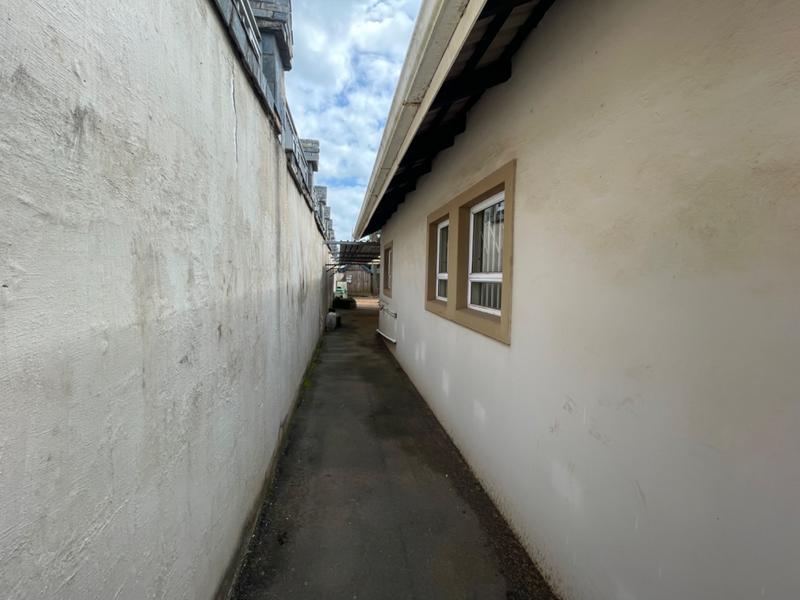 3 Bedroom Property for Sale in Somerset Park KwaZulu-Natal