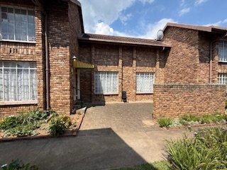 To Let 2 Bedroom Property for Rent in Vryheid KwaZulu-Natal