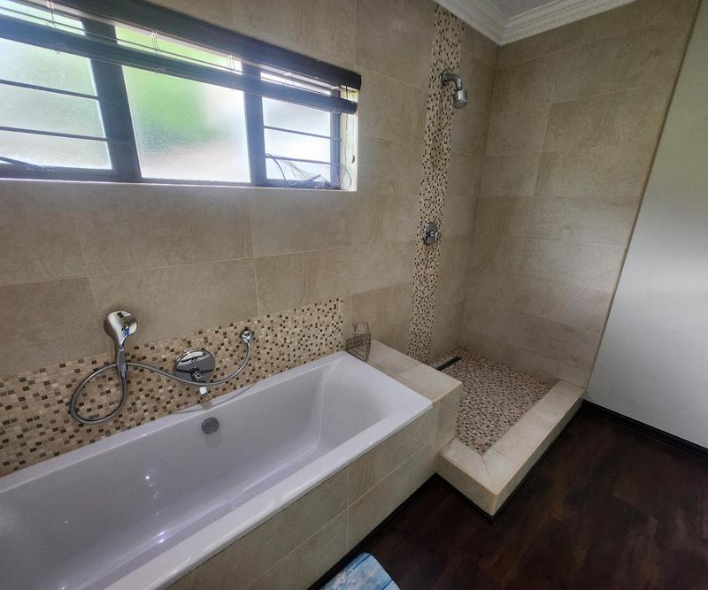 8 Bedroom Property for Sale in Shakas Rock KwaZulu-Natal