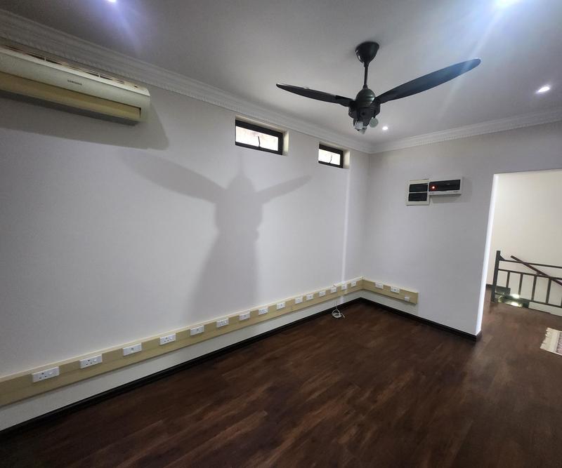 8 Bedroom Property for Sale in Shakas Rock KwaZulu-Natal