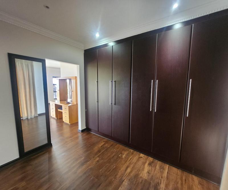 8 Bedroom Property for Sale in Shakas Rock KwaZulu-Natal