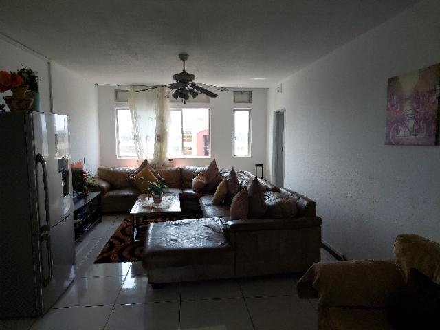 To Let 3 Bedroom Property for Rent in Amanzimtoti KwaZulu-Natal