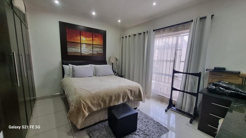 To Let 3 Bedroom Property for Rent in Overport KwaZulu-Natal