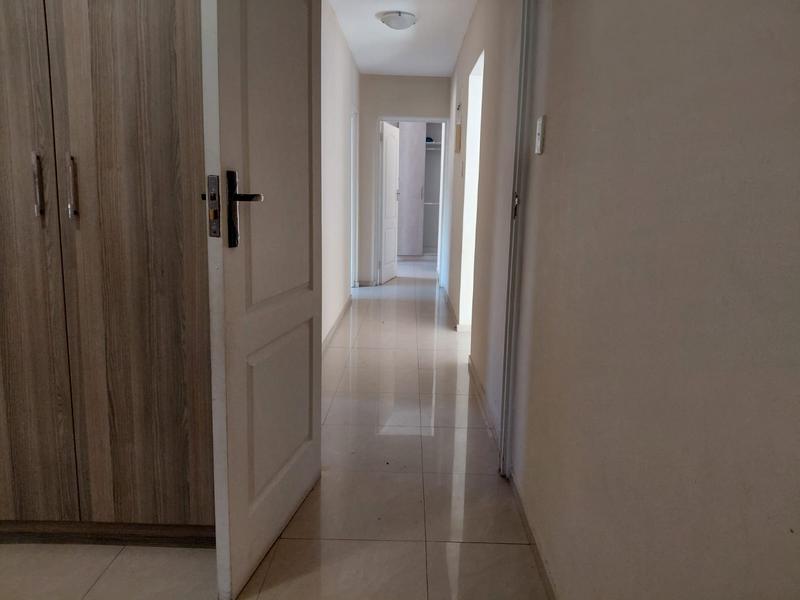 To Let 2 Bedroom Property for Rent in Overport KwaZulu-Natal