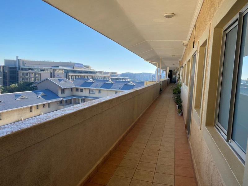 To Let 4 Bedroom Property for Rent in Umhlanga Ridge KwaZulu-Natal