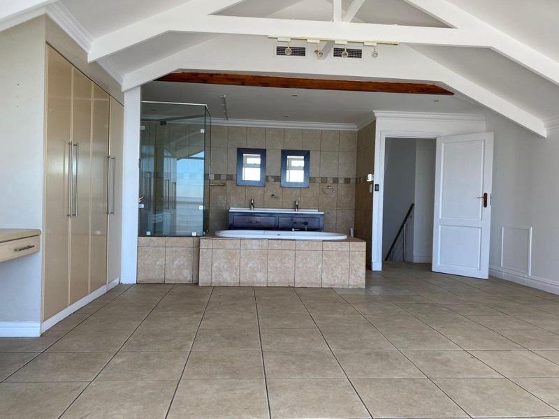 To Let 4 Bedroom Property for Rent in Umhlanga Ridge KwaZulu-Natal