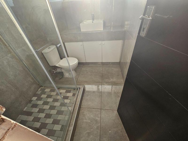 2 Bedroom Property for Sale in Essenwood KwaZulu-Natal