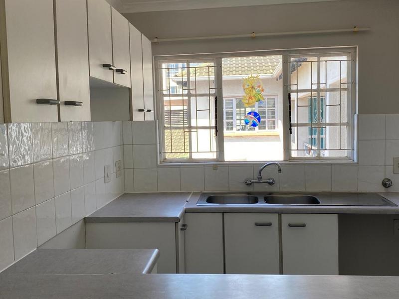 2 Bedroom Property for Sale in Glenwood KwaZulu-Natal