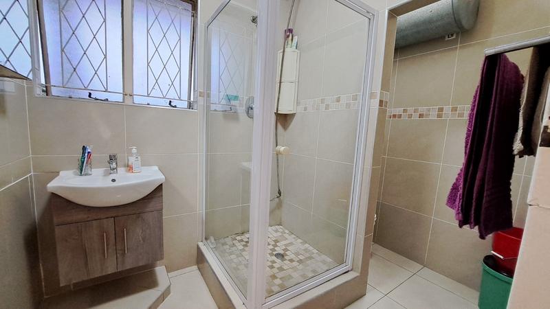 2 Bedroom Property for Sale in Morningside KwaZulu-Natal