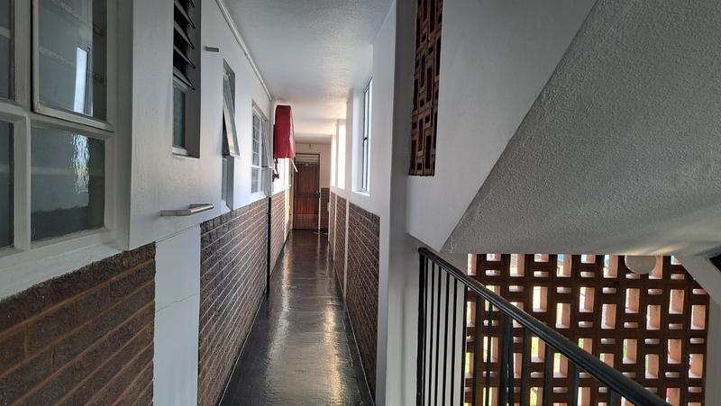 1 Bedroom Property for Sale in Morningside KwaZulu-Natal